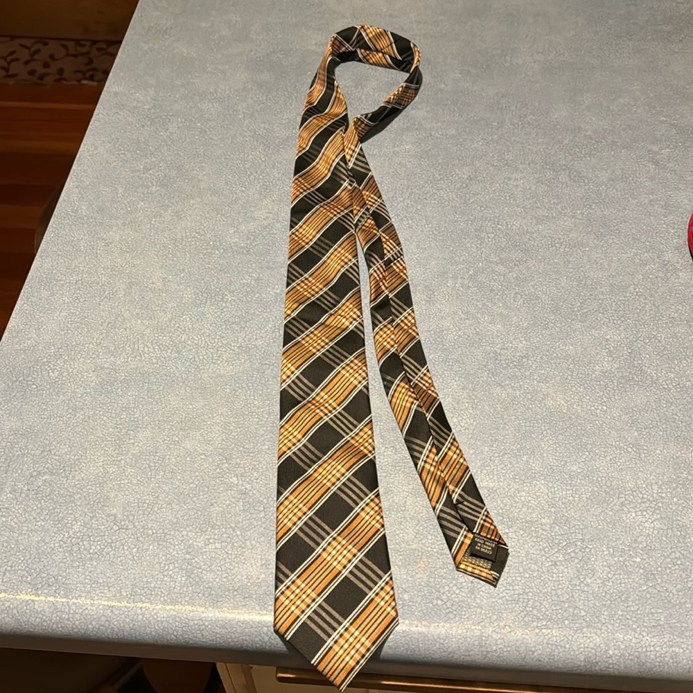 Bill Robinson- orange/ black tie